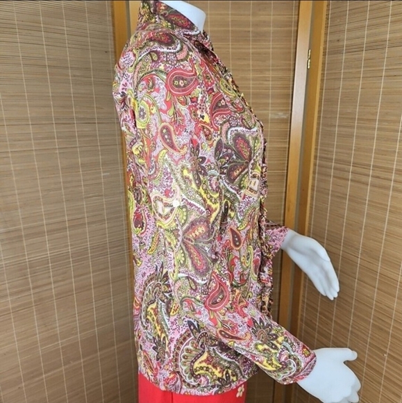 Sundance Paisley Blouse, Tiny Ruffles, Button Down M, 8, Fine Cotton, EUC - Picture 5 of 8